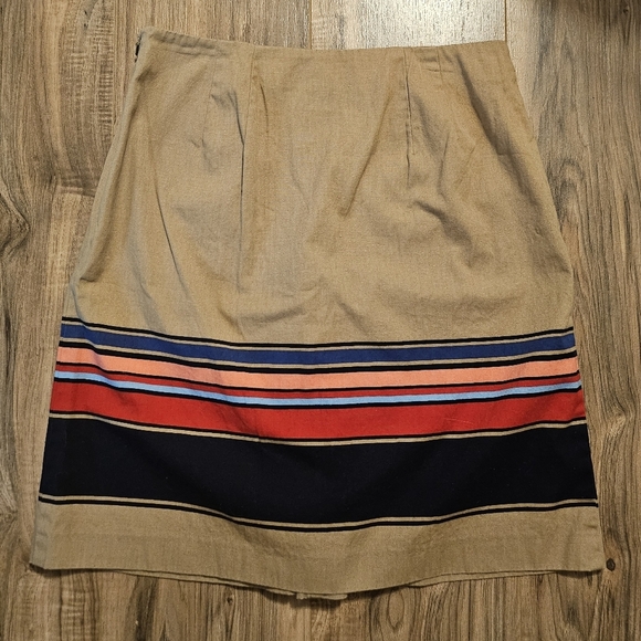 LOFT Tan and Red Mini Skirt - Picture 3 of 7